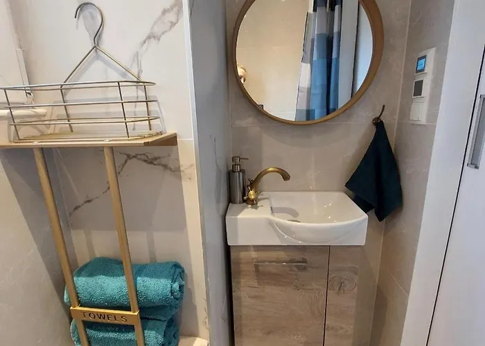 Naehe Vijecnica Sarajevo